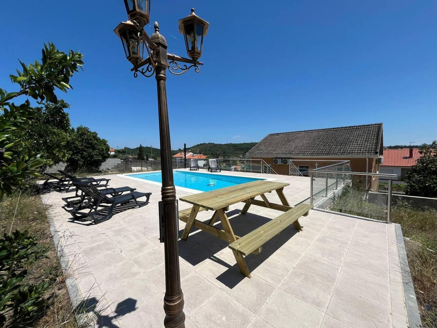 Private V3 Equipped Kitchen & Pool Villa Teixoso Exterior photo